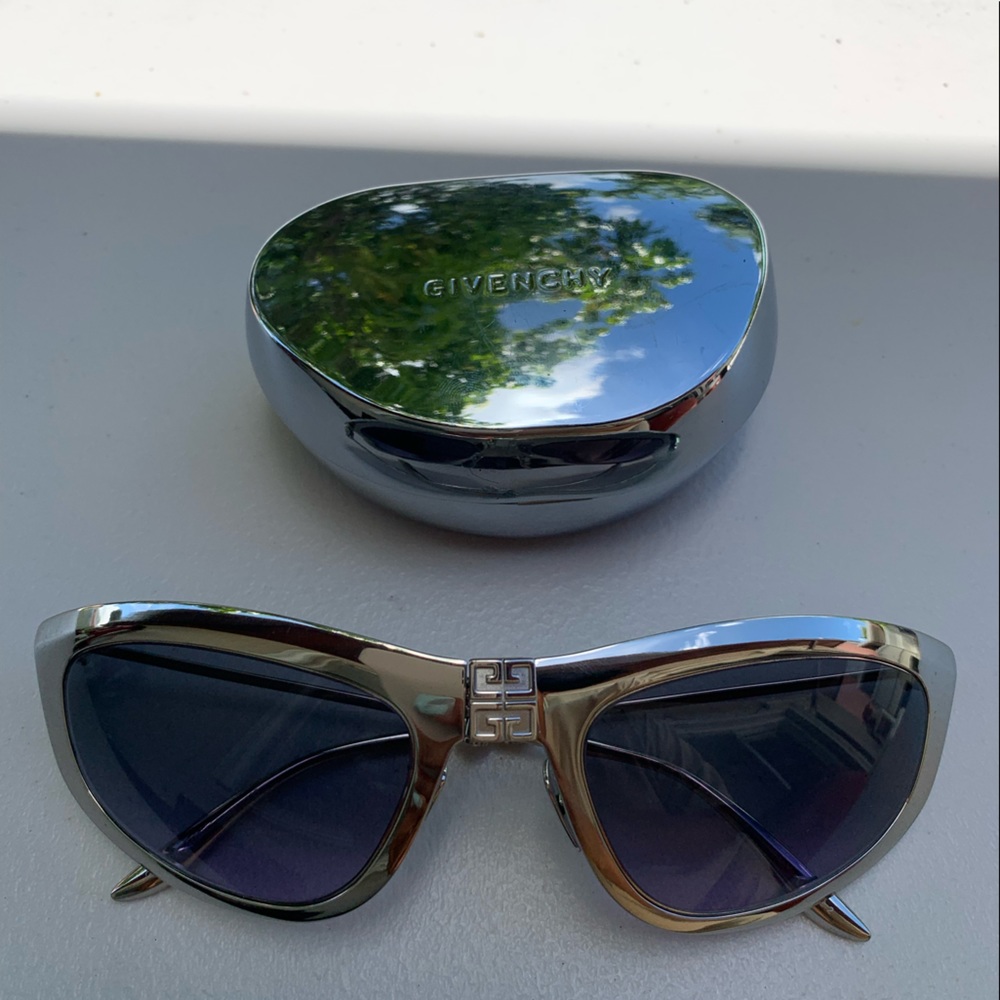 Foldable Givenchy Sunglasses